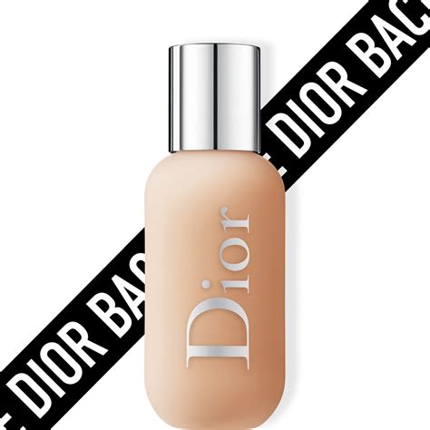 Bases de maquillaje dior .